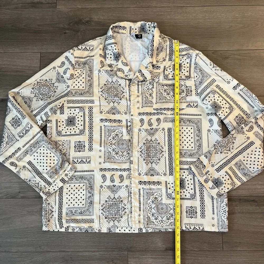 Dogg Supply by Snoop Dogg Mens 2XL Long Sleeve Pajama Top Cream Bandana Print